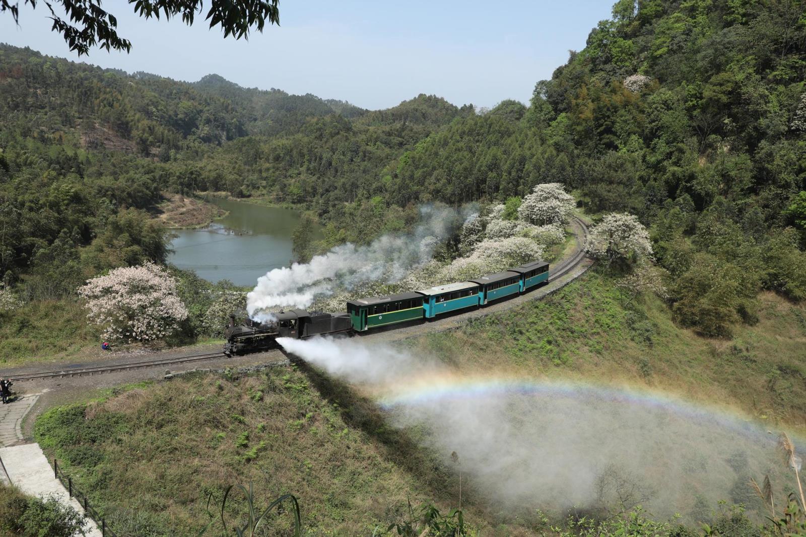 亮水沱铁龙飞虹.jpg